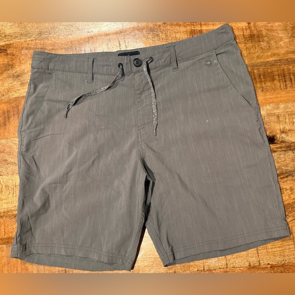 Roark Flat Front Shorts Size 38